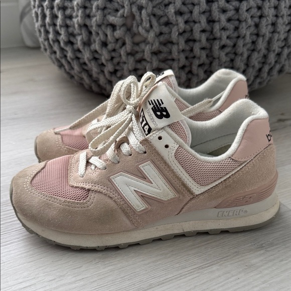 New Balance Blush Link Lace Up Sneakers Size 6 - Picture 2 of 11